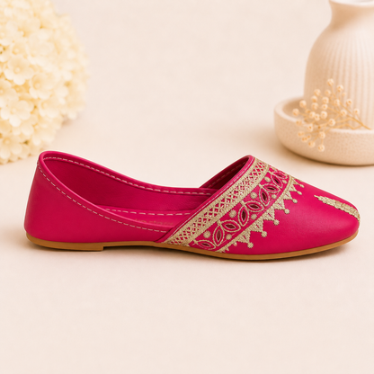 Noor Royale Embroidered Khussa – Fuchsia Pink